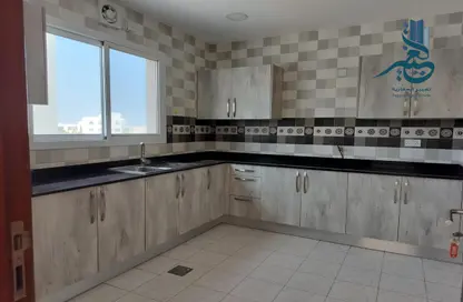 Apartment - 2 Bedrooms - 2 Bathrooms for rent in Janabiya - Northern Governorate