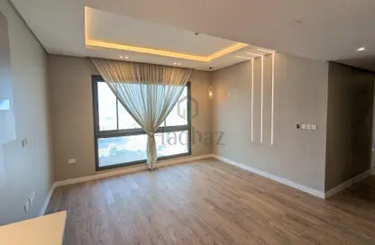 Apartment - 2 Bedrooms - 2 Bathrooms for rent in Hidd - Muharraq Governorate