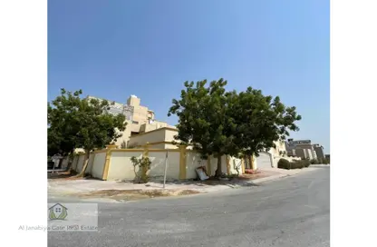 Villa - 3 Bedrooms - 4 Bathrooms for sale in Janabiya - Northern Governorate