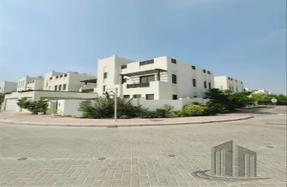 Villa - 4 Bedrooms - 6 Bathrooms for sale in Al Noor - Diyar Al Muharraq - Muharraq Governorate