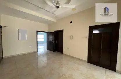 Apartment - 3 Bedrooms - 2 Bathrooms for rent in Hidd - Muharraq Governorate