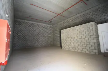 Warehouse - Studio - 1 Bathroom for rent in Hidd - Muharraq Governorate