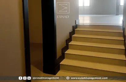 Apartment - 3 Bedrooms - 3 Bathrooms for sale in Sanad - Central Governorate