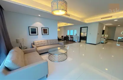 Apartment - 2 Bedrooms - 4 Bathrooms for rent in Al Juffair - Capital Governorate