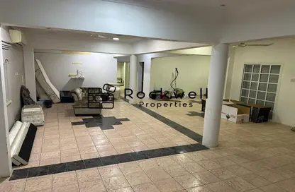 Villa - 6 Bedrooms - 7 Bathrooms for sale in Hamad Town - Northern Governorate