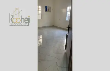 Villa - 4 Bedrooms - 3 Bathrooms for rent in Muharraq - Muharraq Governorate