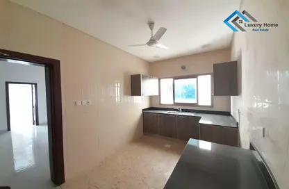 Apartment - 2 Bedrooms - 2 Bathrooms for rent in Tubli - Central Governorate