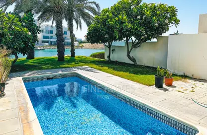 Villa - 5 Bedrooms - 6 Bathrooms for sale in Tala Island - Amwaj Islands - Muharraq Governorate