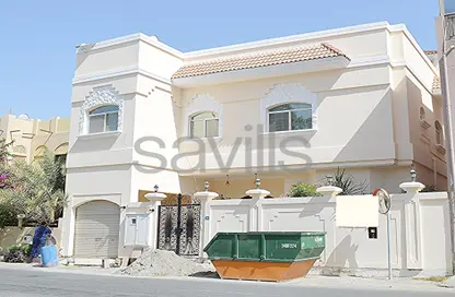 Villa - 5 Bedrooms - 4 Bathrooms for rent in Zinj - Manama - Capital Governorate