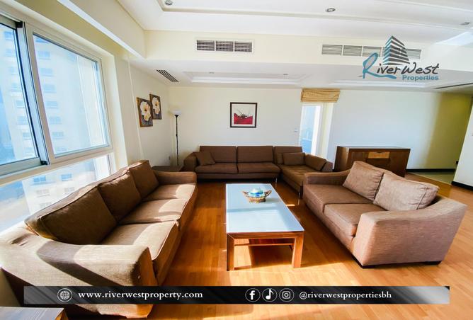 Apartment - 3 Bedrooms - 4 Bathrooms for sale in Abraj Al Lulu - Manama - Capital Governorate