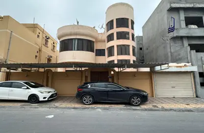 Villa - 5 Bedrooms - 4 Bathrooms for sale in Alhajiyat - Riffa - Southern Governorate