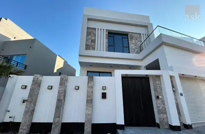 Villa - 4 Bedrooms - 4 Bathrooms for sale in Saar - Northern Governorate