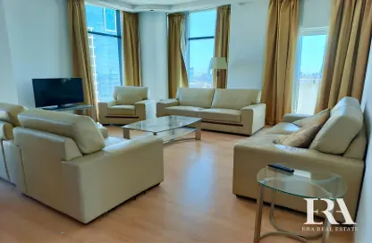 Apartment - 2 Bedrooms - 2 Bathrooms for sale in Sanabis - Manama - Capital Governorate