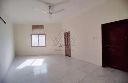 Apartment - 2 Bedrooms - 2 Bathrooms for rent in Busaiteen - Muharraq Governorate