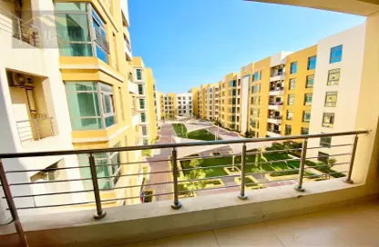 Apartment - 3 Bedrooms - 4 Bathrooms for sale in Isa Town - Central Governorate