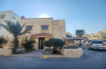 Villa - 7 Bedrooms - 4 Bathrooms for rent in Alhajiyat - Riffa - Southern Governorate