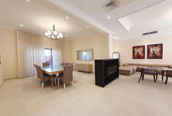 Villa - 3 Bedrooms - 3 Bathrooms for rent in Seef - Capital Governorate