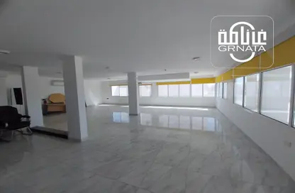 Office Space - Studio - 2 Bathrooms for rent in Galali - Muharraq Governorate