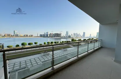 Apartment - 1 Bedroom - 2 Bathrooms for sale in Reef Island - Capital Governorate