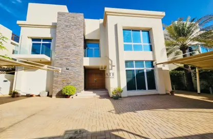 Villa - 5 Bedrooms for rent in Amwaj Avenue - Amwaj Islands - Muharraq Governorate