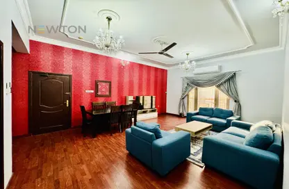 Apartment - 3 Bedrooms - 4 Bathrooms for rent in Mahooz - Manama - Capital Governorate