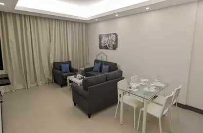 Apartment - 2 Bedrooms - 2 Bathrooms for rent in Busaiteen - Muharraq Governorate