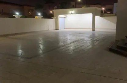 Villa - 6 Bedrooms - 7 Bathrooms for rent in Riffa - Southern Governorate