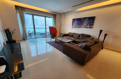 Apartment - 2 Bedrooms - 3 Bathrooms for rent in Reef Island - Capital Governorate