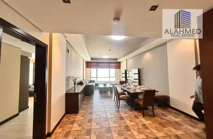 Apartment - 2 Bedrooms - 3 Bathrooms for rent in Al Juffair - Capital Governorate