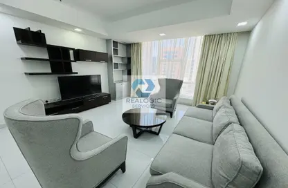 Apartment - 3 Bedrooms - 3 Bathrooms for rent in Seef - Capital Governorate