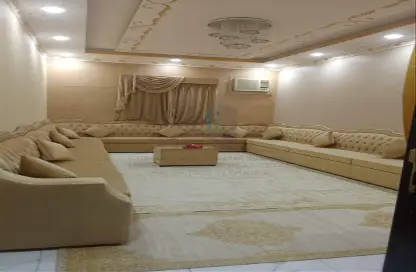Apartment - 5 Bedrooms - 4 Bathrooms for rent in Alhajiyat - Riffa - Southern Governorate