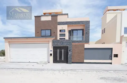 Villa - 4 Bedrooms - 5 Bathrooms for sale in Karzakkan - Northern Governorate