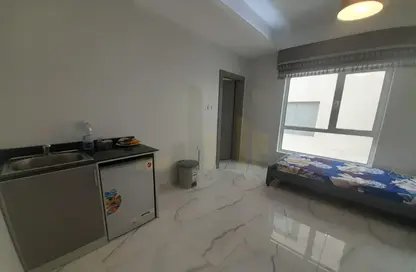 Apartment - 1 Bathroom for rent in Mahooz - Manama - Capital Governorate