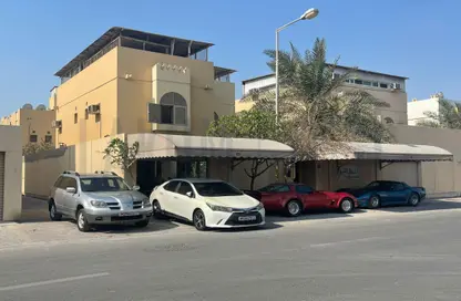 Villa - 4 Bedrooms - 5 Bathrooms for sale in Sanad - Central Governorate