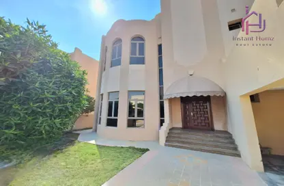 Villa - 4 Bedrooms - 5 Bathrooms for rent in Janabiya - Northern Governorate