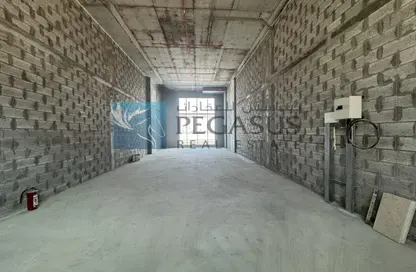 Retail - Studio for rent in Seef - Capital Governorate