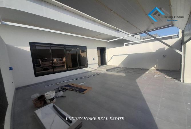 Villa - 5 Bedrooms - 4 Bathrooms for sale in Hamala - Northern Governorate