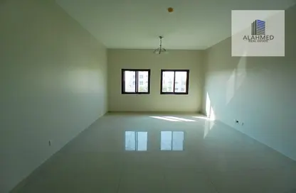 Apartment - 2 Bedrooms - 2 Bathrooms for rent in Zinj - Manama - Capital Governorate