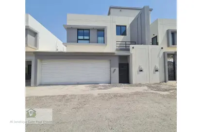 Villa - 3 Bedrooms - 5 Bathrooms for sale in Busaiteen - Muharraq Governorate