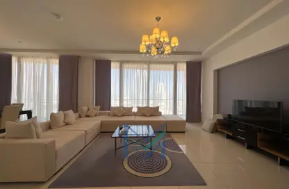 Apartment - 3 Bedrooms - 3 Bathrooms for rent in Sanabis - Manama - Capital Governorate