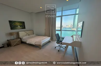 Apartment - 3 Bedrooms - 4 Bathrooms for rent in Reef Island - Capital Governorate