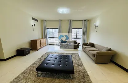 Villa - 3 Bedrooms - 4 Bathrooms for rent in Adliya - Manama - Capital Governorate