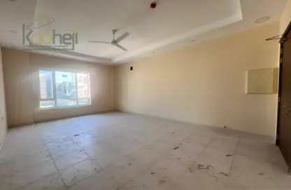 Apartment - 2 Bedrooms - 3 Bathrooms for rent in Tubli - Central Governorate