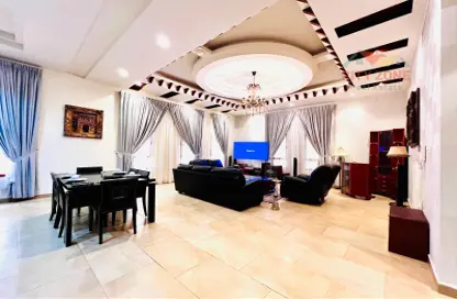 Villa - 3 Bedrooms - 3 Bathrooms for rent in Al Juffair - Capital Governorate