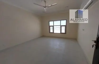 Apartment - 2 Bedrooms - 2 Bathrooms for rent in Galali - Muharraq Governorate