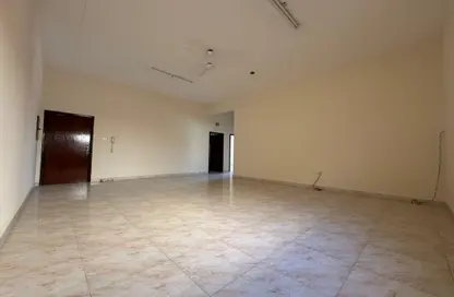 Apartment - 2 Bedrooms - 2 Bathrooms for rent in Alhajiyat - Riffa - Southern Governorate