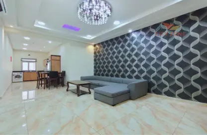 Apartment - 2 Bedrooms - 2 Bathrooms for rent in Seef - Capital Governorate