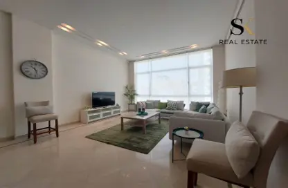 Apartment - 2 Bedrooms - 3 Bathrooms for sale in Al Juffair - Capital Governorate