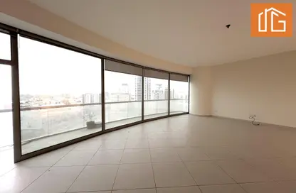 Apartment - 2 Bedrooms - 3 Bathrooms for sale in Seef - Capital Governorate