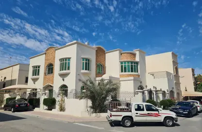 Villa - 5 Bedrooms - 6 Bathrooms for sale in Janabiya - Northern Governorate